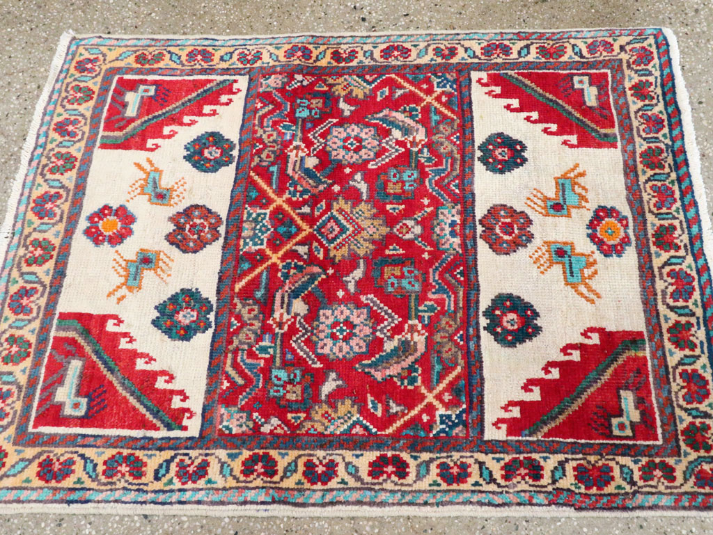 Vintage Persian Mahal Rug, No.27917 - Gsblank