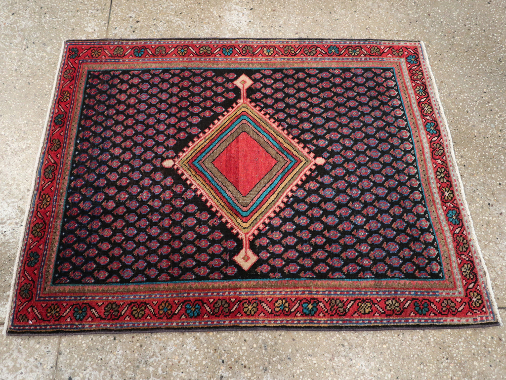 Vintage Persian Mahal Rug, No.27919 - Gsblank