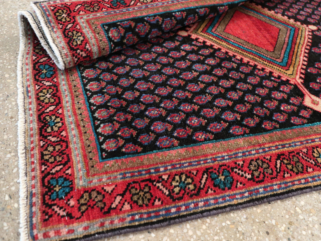 Vintage Persian Mahal Rug, No.27919 - Gsblank