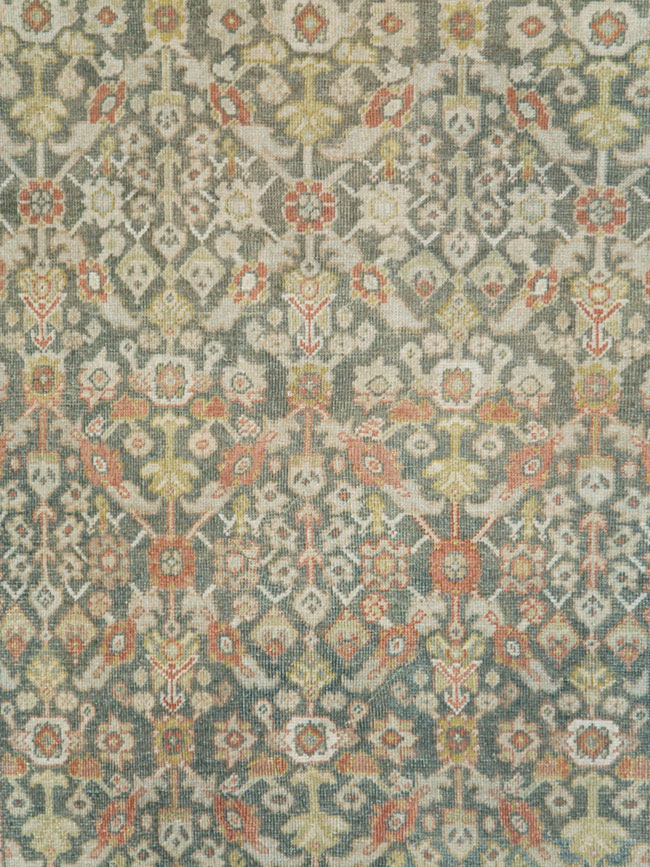 Antique Persian Mahal Gallery Carpet, No.27920 - Gsblank