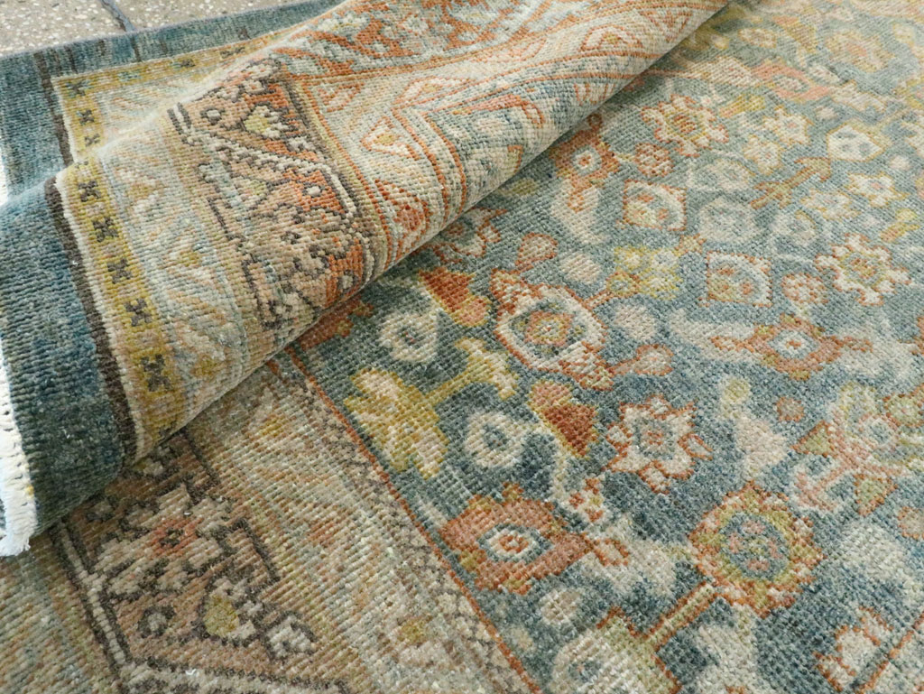 Antique Persian Mahal Gallery Carpet, No.27920 - Gsblank