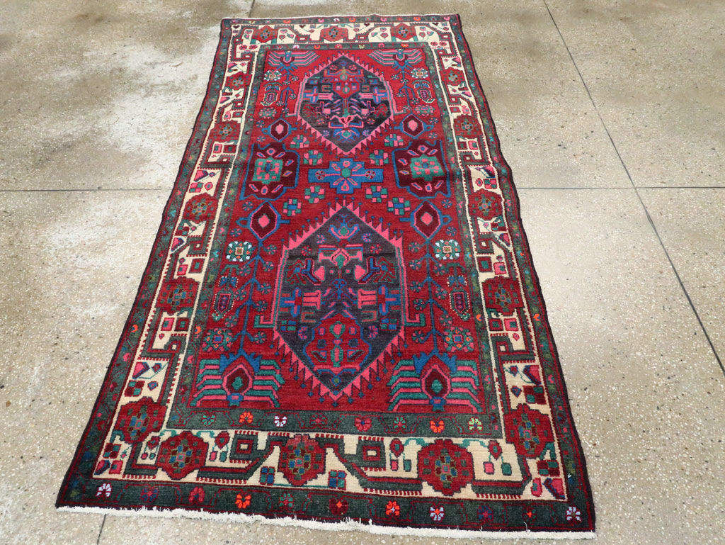 Vintage Persian Hamadan Accent Rug, No.27937 - Gsblank