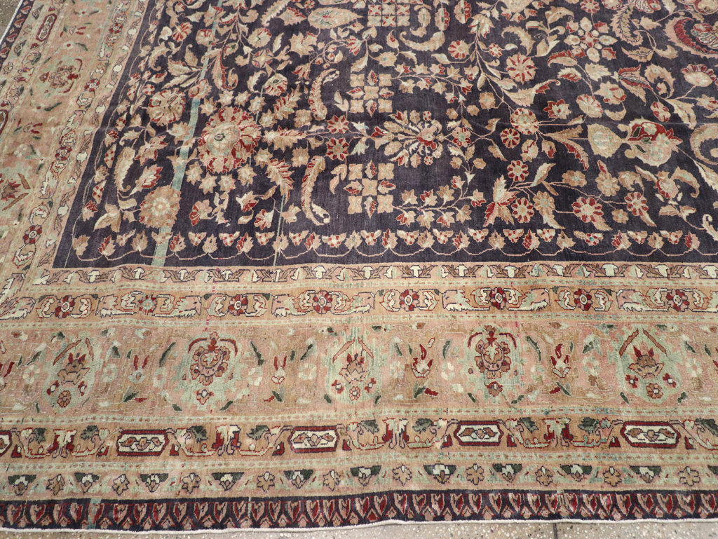 Vintage Persian Sarouk Carpet, No.27951 - Gsblank