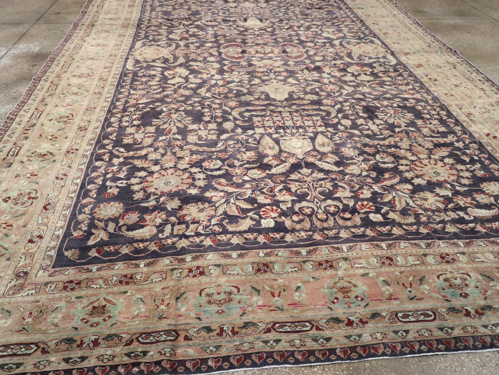 Vintage Persian Sarouk Carpet, No.27951 - Gsblank