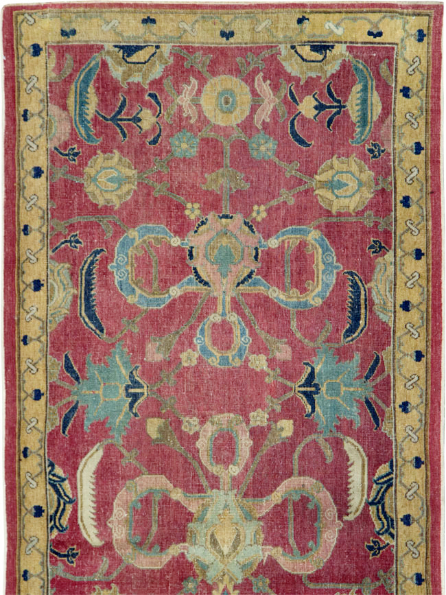Antique Persian Isfahan Runner, No.27969 - Gsblank