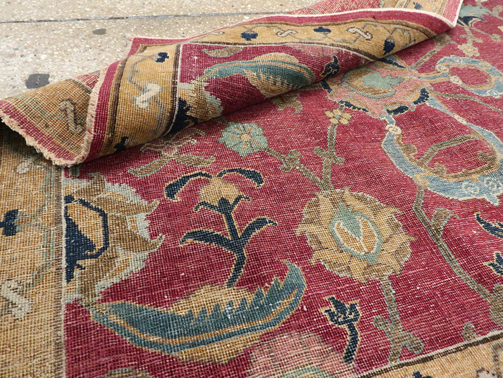 Antique Persian Isfahan Runner, No.27969 - Gsblank