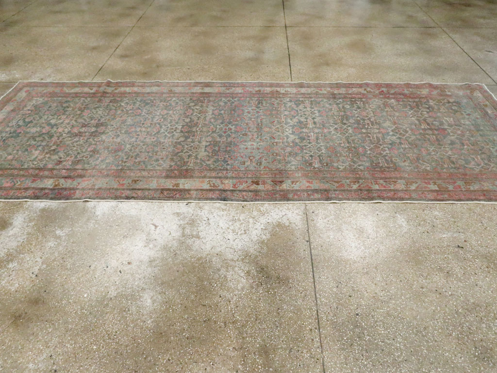 Antique Persian Malayer Gallery Carpet, No.27978 - Gsblank
