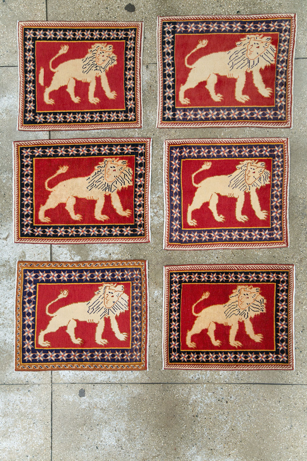 Vintage Persian Tabriz Pictorial Rug (Pair: 1 of 6), No.27987 - Gsblank