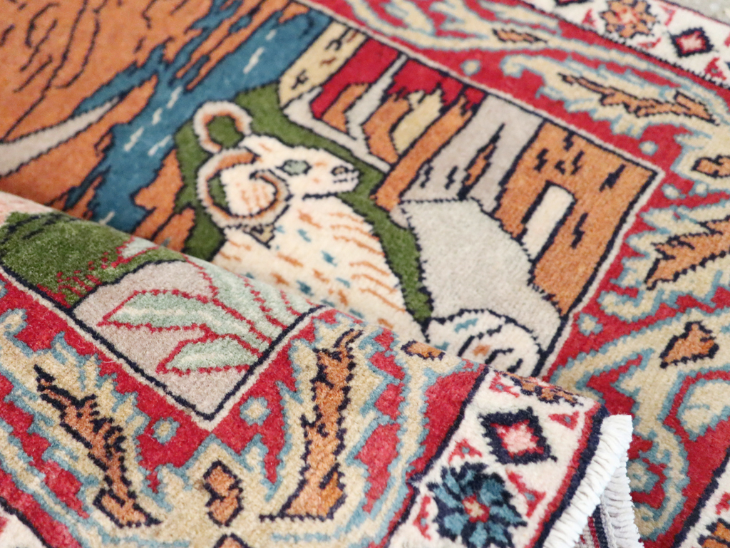 Vintage Persian Sarouk Rug, No.27988 - Gsblank
