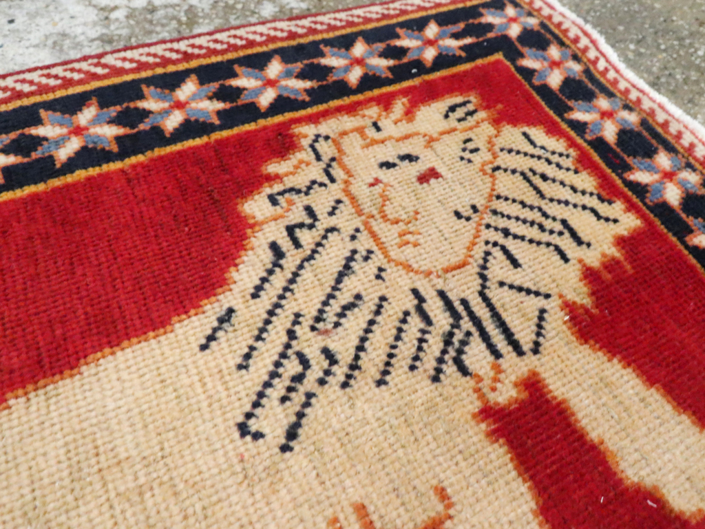 Vintage Persian Tabriz Pictorial Rug (Pair: 2 of 6), No.27989 - Gsblank