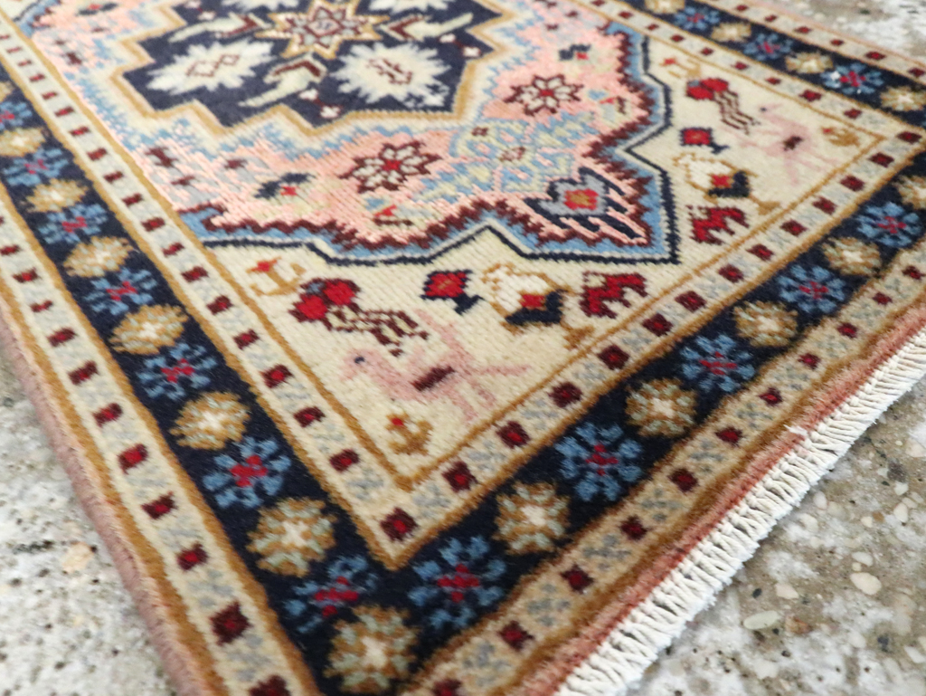 Vintage Persian Ardabil Rug (Pair: 2 of 2), No.27999 - Gsblank