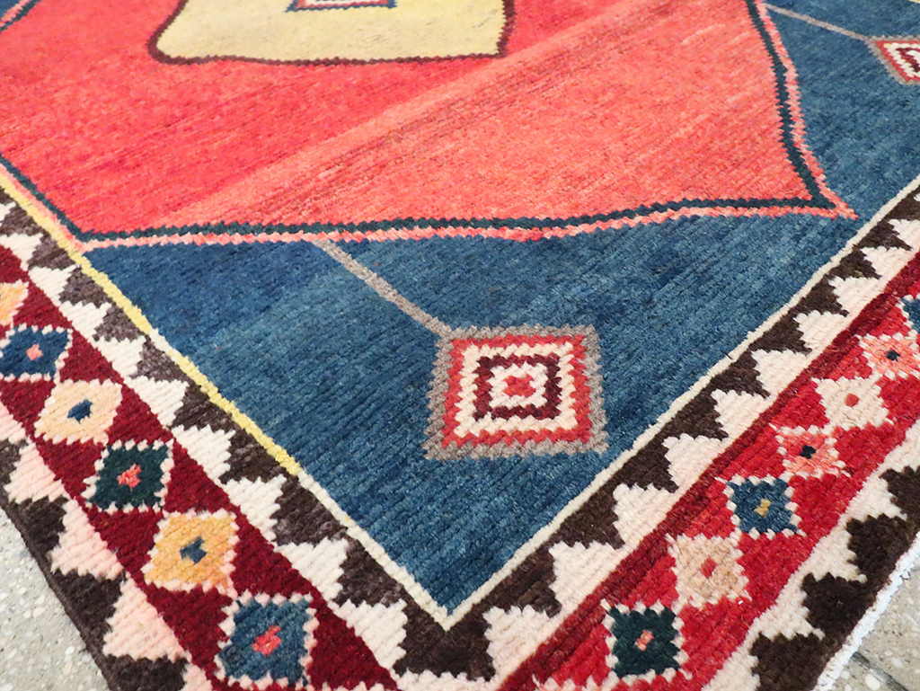 Tribal Persian Gabbeh Gallery Rug, No.28006 - Gsblank