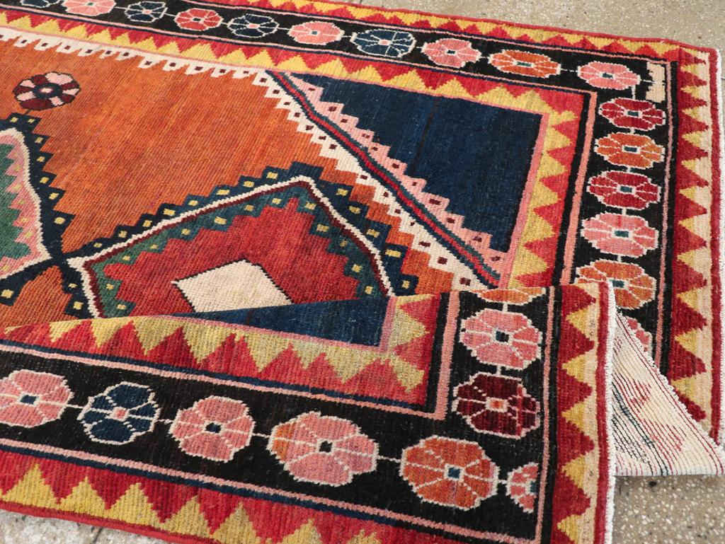 Vintage Persian Gabbeh Accent Rug, No.28012 - Gsblank