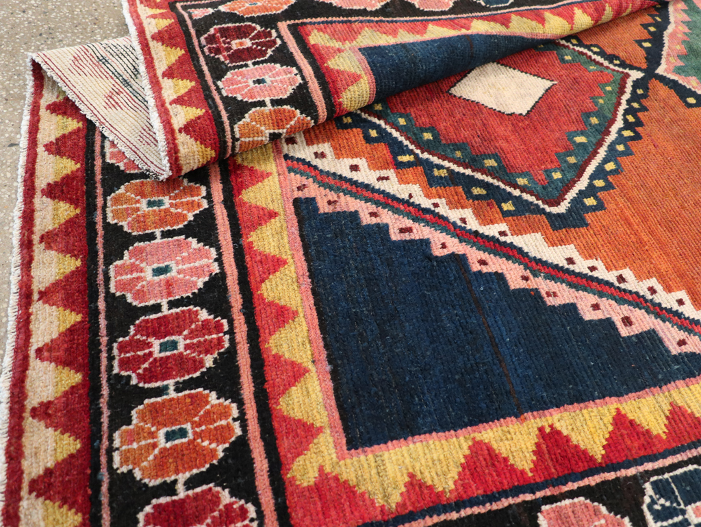 Vintage Persian Gabbeh Accent Rug, No.28012 - Gsblank