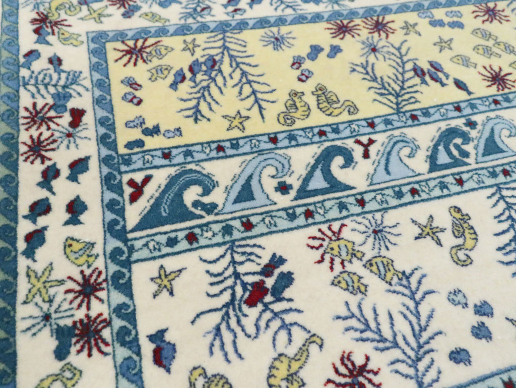 Vintage Persian Isfahan Pictorial Throw Rug (Pair: 2 of 2), No.28024 - Gsblank