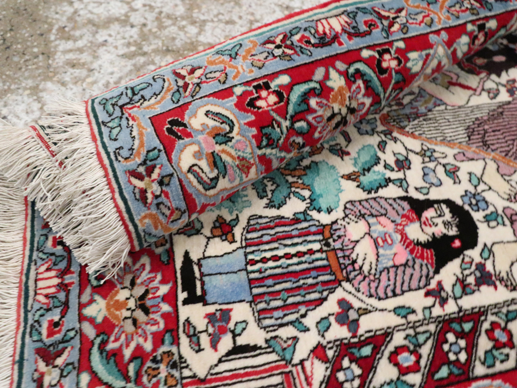 Vintage Pictorial Isfahan Rug, No.28025 - Gsblank