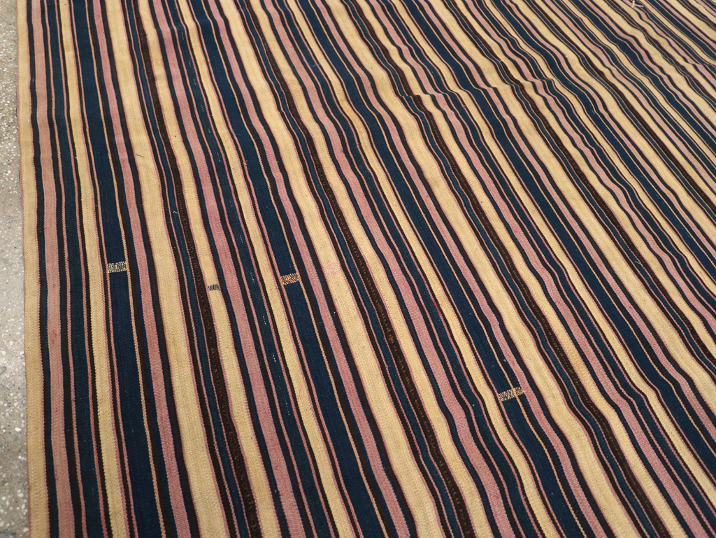 Vintage Persian Flatweave Kilim , No.28030 - Gsblank
