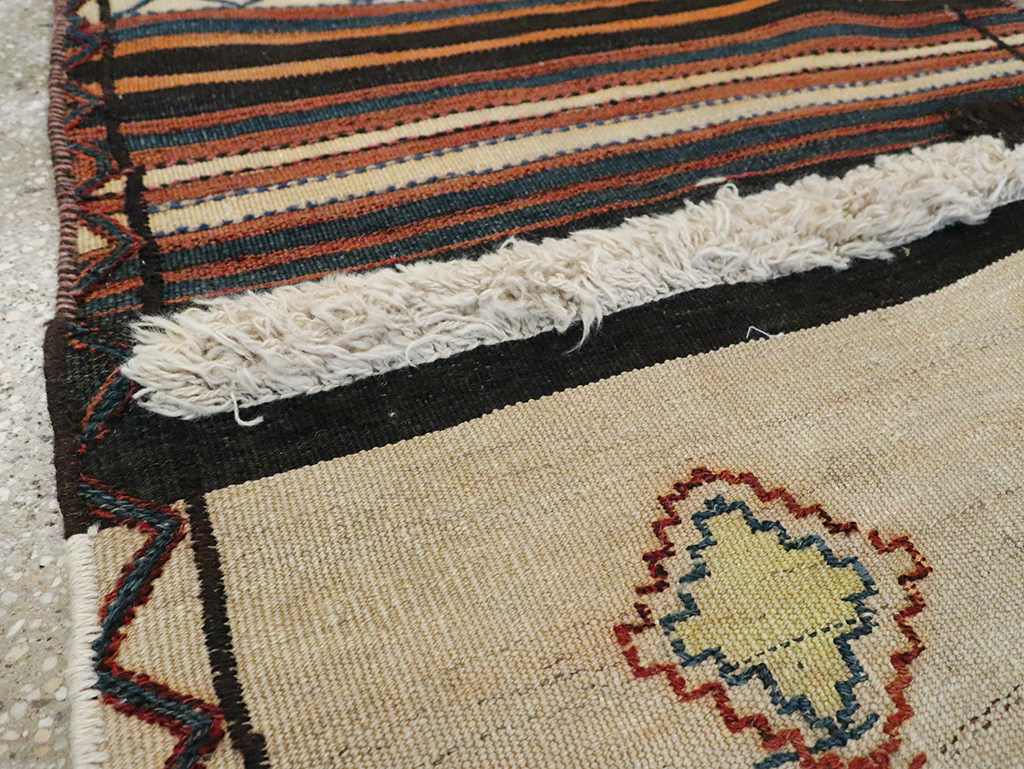 Vintage Persian Flatweave Kilim Small Runner, No.28037 - Gsblank