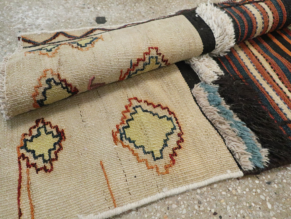 Vintage Persian Flatweave Kilim Small Runner, No.28037 - Gsblank
