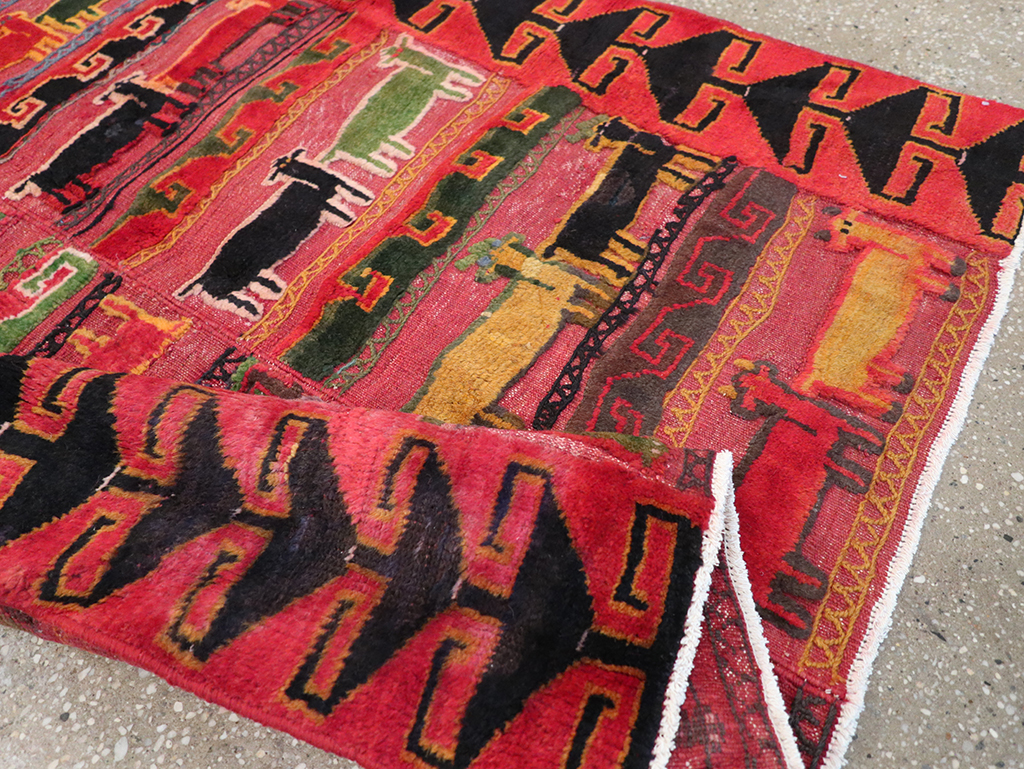 Vintage Persian Pictorial Kurd Accent Rug, No.28039 - Gsblank