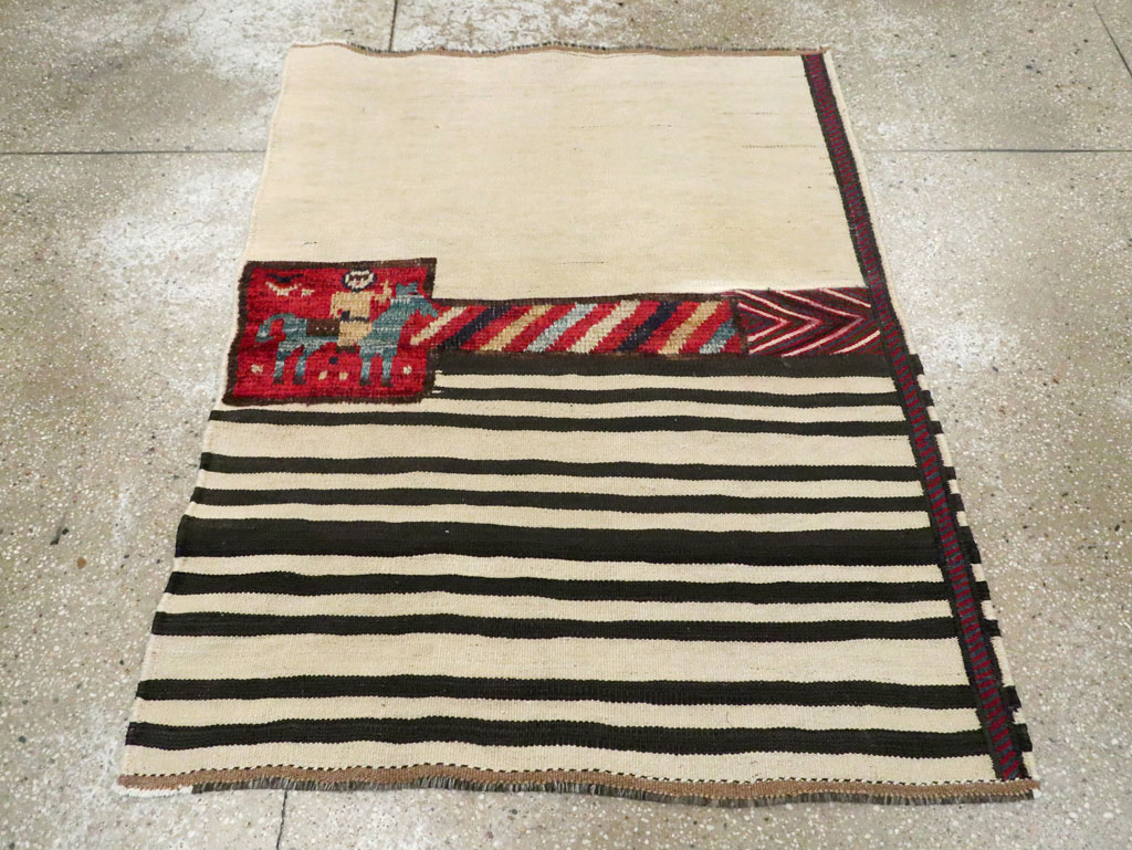 Persian Pictorial Kilim, No.28051 - Gsblank