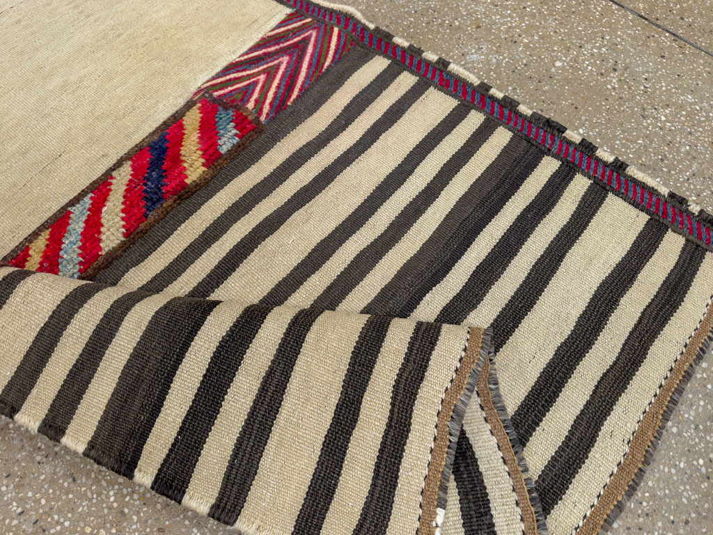 Persian Pictorial Kilim, No.28051 - Gsblank