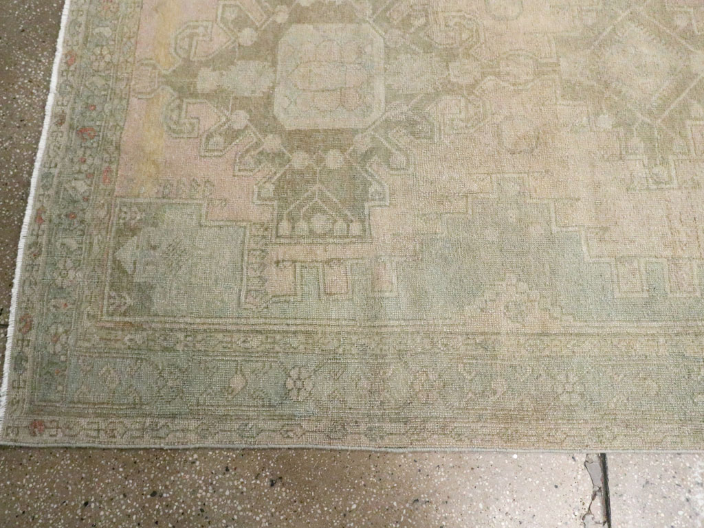 Vintage Persian Bakhtiari Gallery Rug, No.28058 - Gsblank