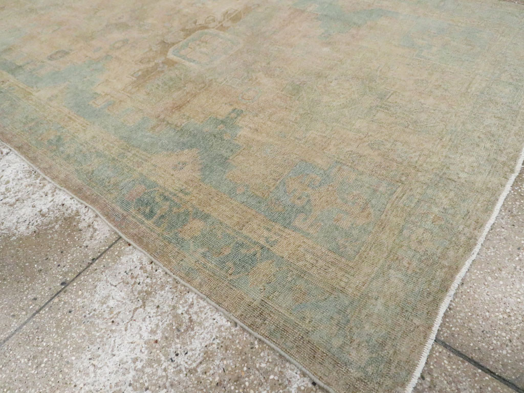 Vintage Persian Bakhtiari Gallery Rug, No.28058 - Gsblank