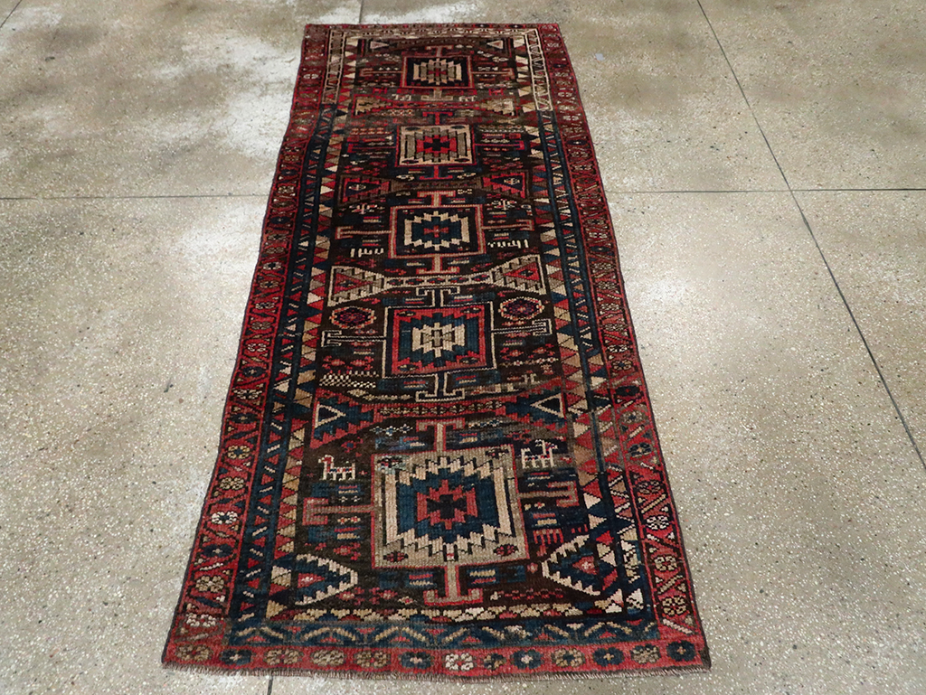 Vintage Northwest Persian Rug, No.28069 - Gsblank