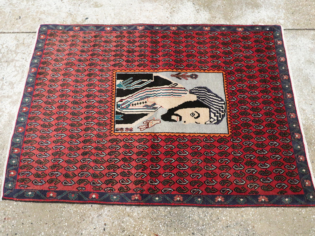 Vintage Pictorial Senneh Rug, No.28073 - Gsblank