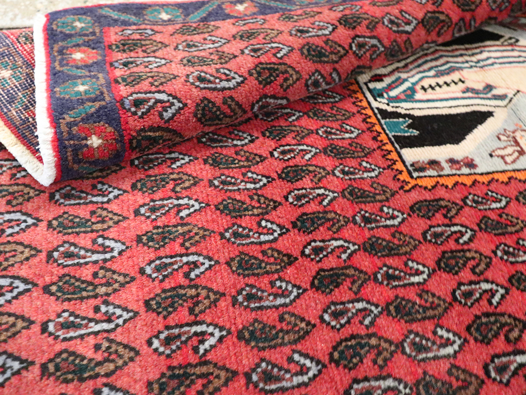 Vintage Pictorial Senneh Rug, No.28073 - Gsblank