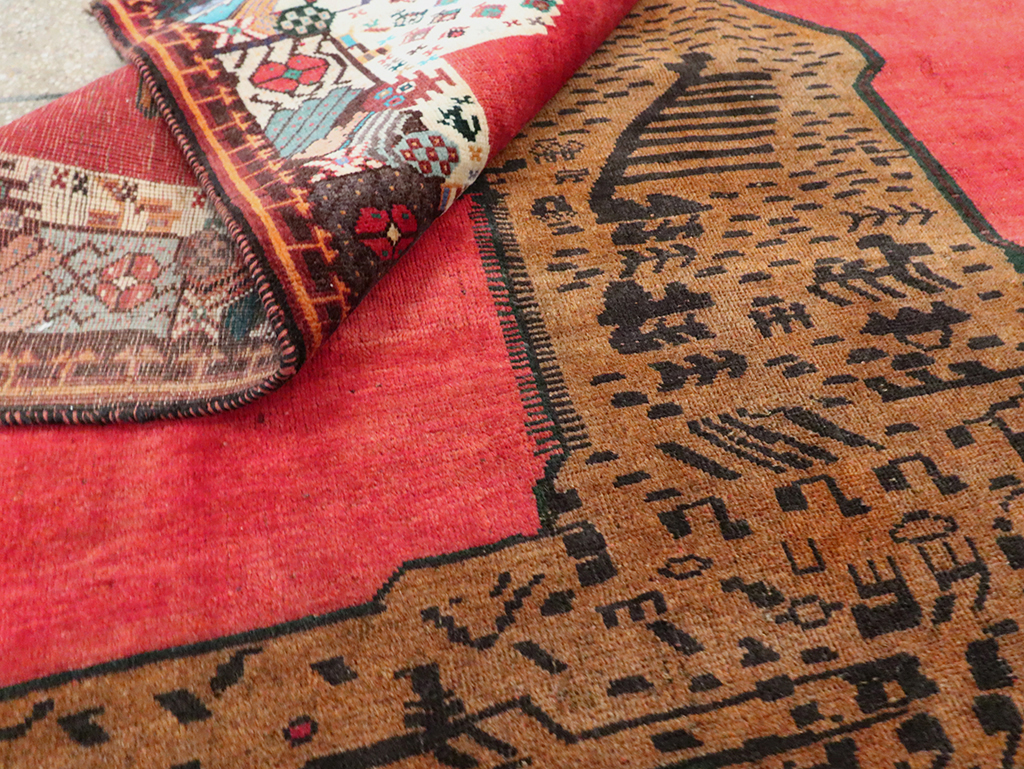 Vintage Pictorial Gabbeh Rug, No.28076 - Gsblank