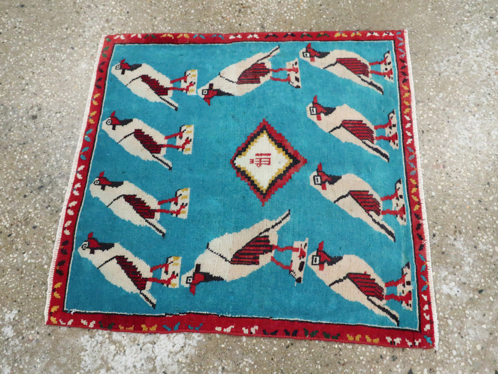 Vintage Persian Shiraz Pictorial Rug, No.28080 - Gsblank