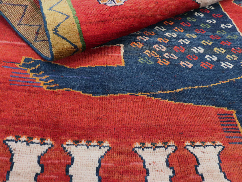 Vintage Pictorial Shiraz Rug, No.28084 - Gsblank