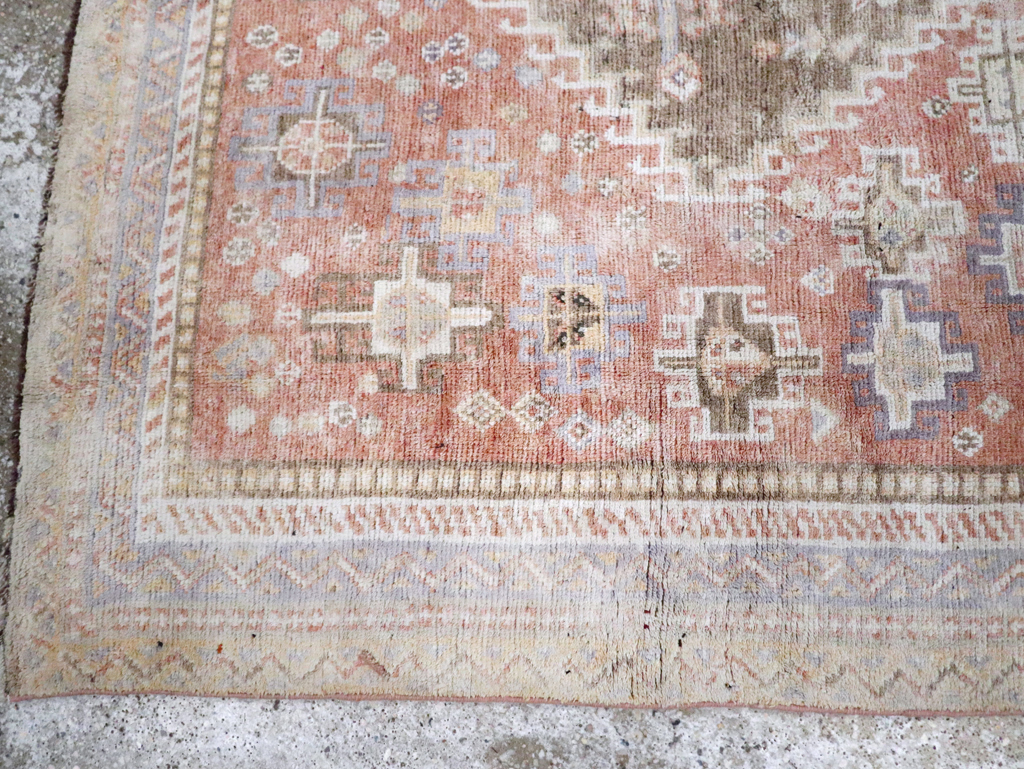 Vintage Persian Cotton Shiraz Accent Rug, No.28086 - Gsblank