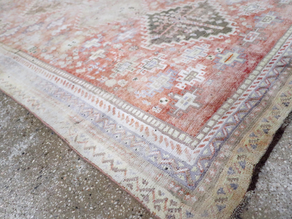 Vintage Persian Cotton Shiraz Accent Rug, No.28086 - Gsblank
