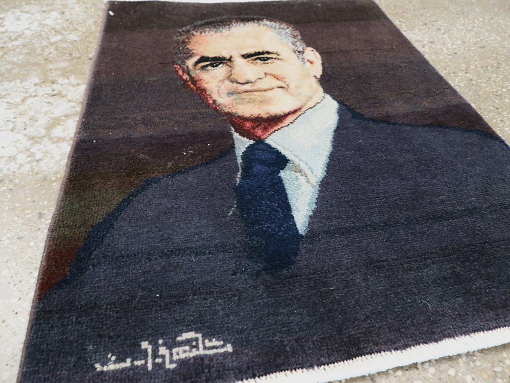 Vintage Persian Tabriz Pictorial Rug, No.28092 - Gsblank