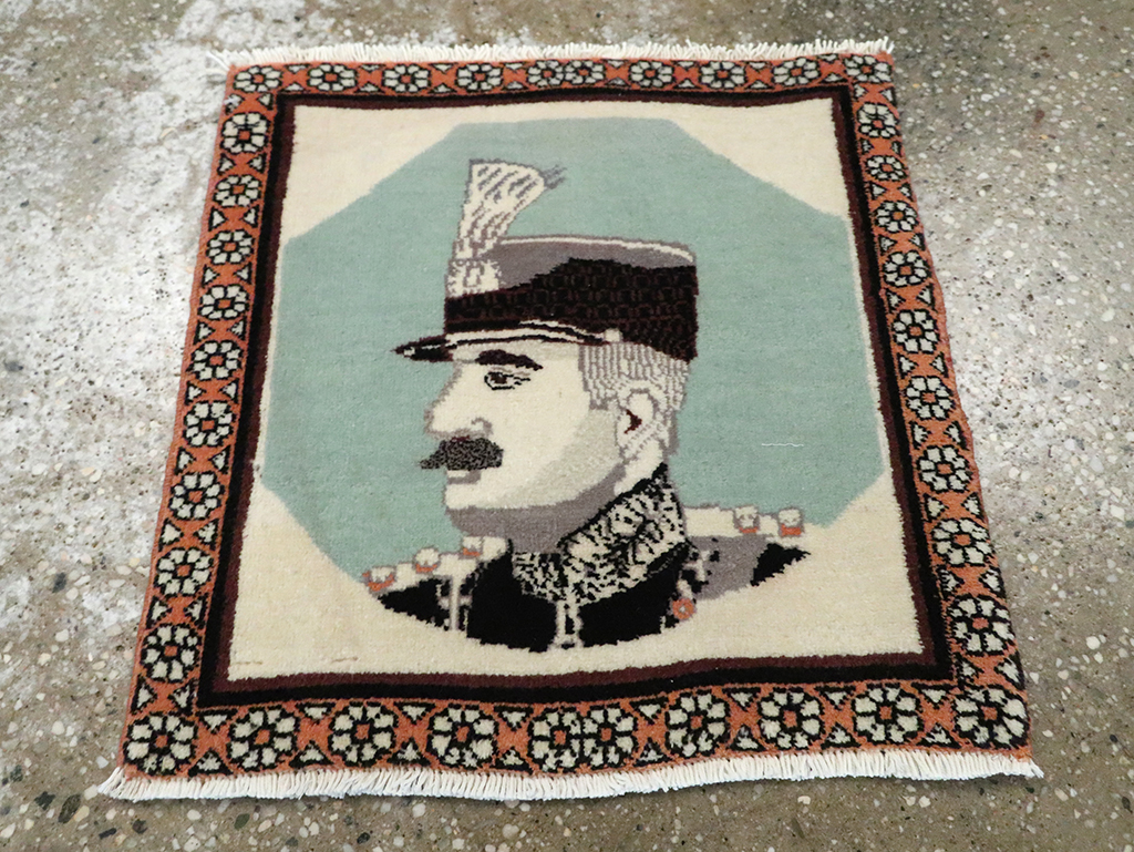 Vintage Persian Tabriz Pictorial Rug, No.28097 - Gsblank