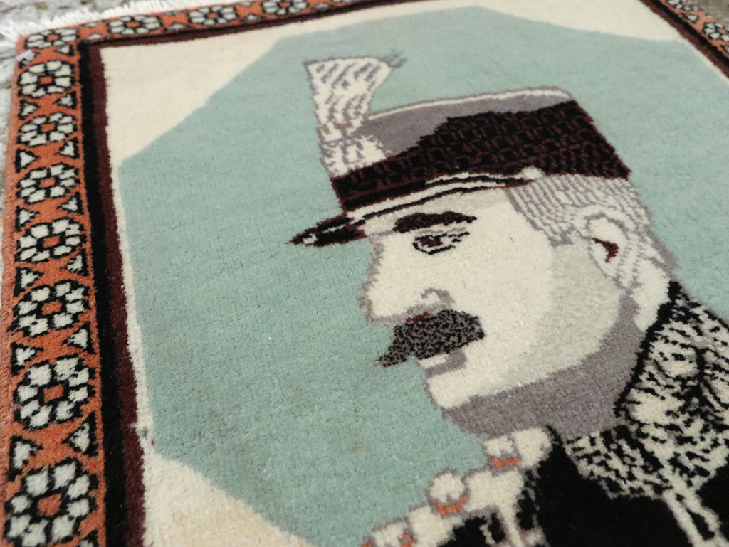 Vintage Persian Tabriz Pictorial Rug, No.28097 - Gsblank