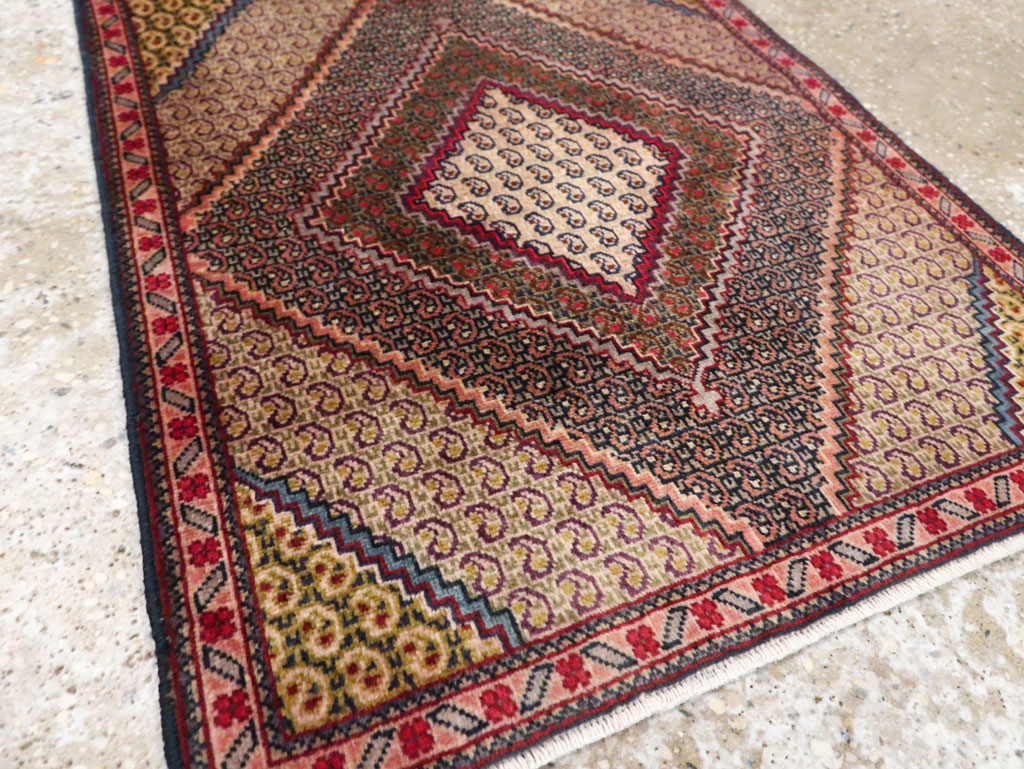 Vintage Persian Tabriz Throw Rug, No.28099 - Gsblank