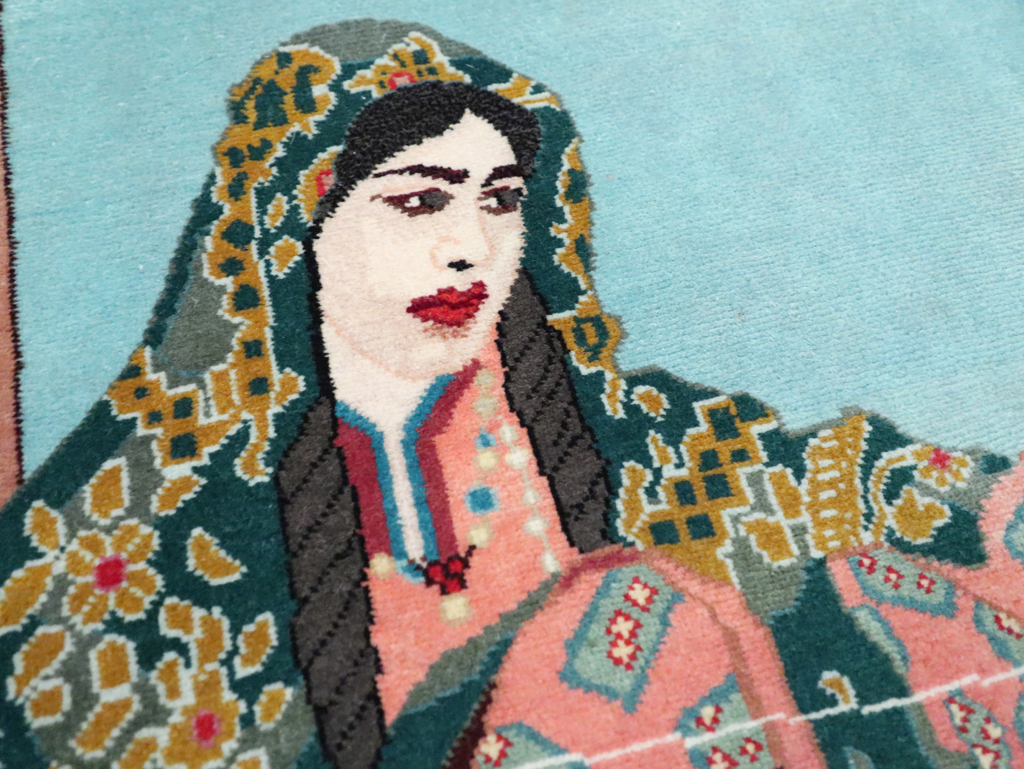 Vintage Persian Tabriz Pictorial Rug, No.28104 - Gsblank