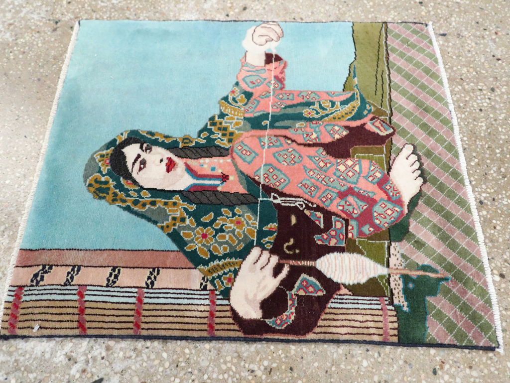 Vintage Persian Tabriz Pictorial Rug, No.28104 - Gsblank