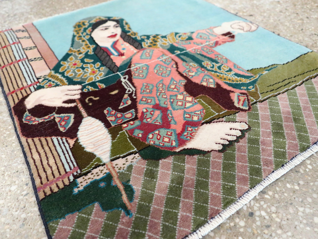 Vintage Persian Tabriz Pictorial Rug, No.28104 - Gsblank