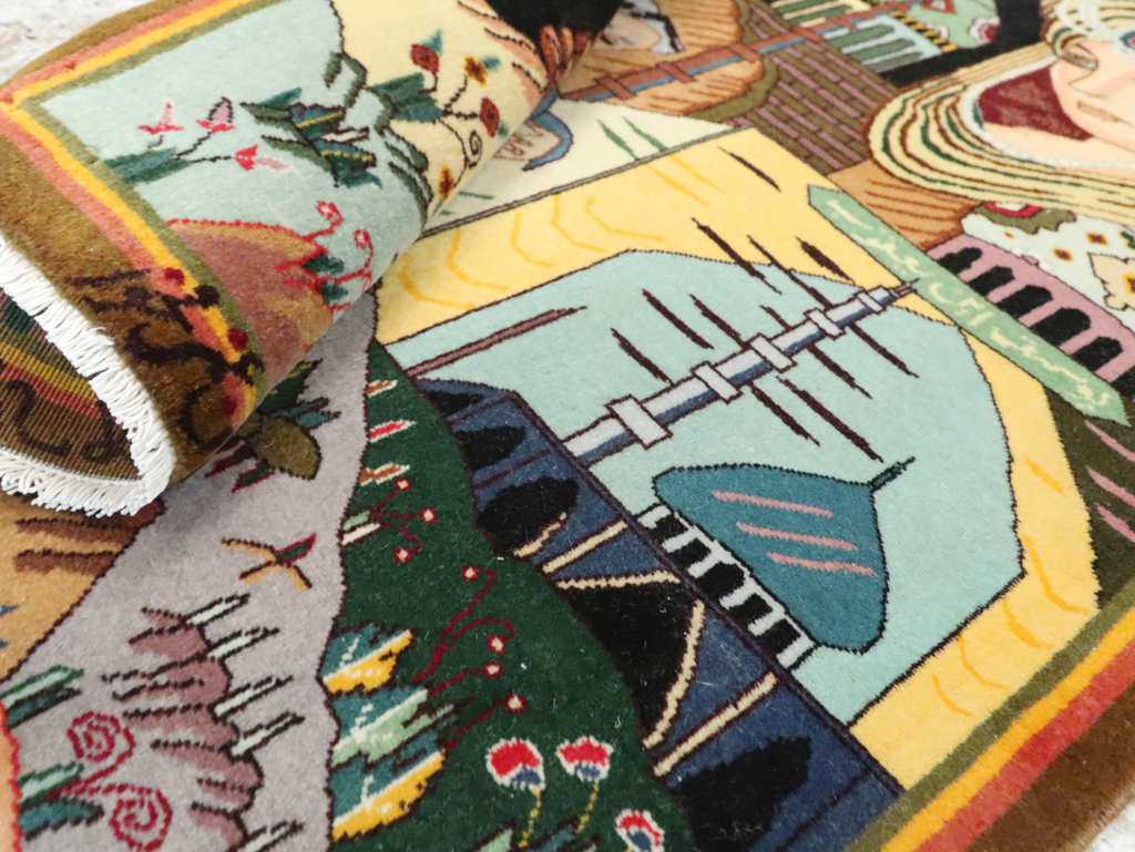 Vintage Persian Tabriz Pictorial Rug, No.28105 - Gsblank