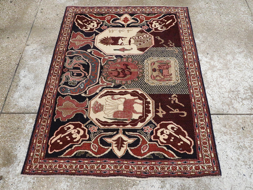 Vintage Persian Tabriz Pictorial Rug, No.28106 - Gsblank