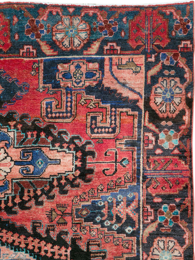 Vintage Persian Veece Rug, No.28108 - Gsblank
