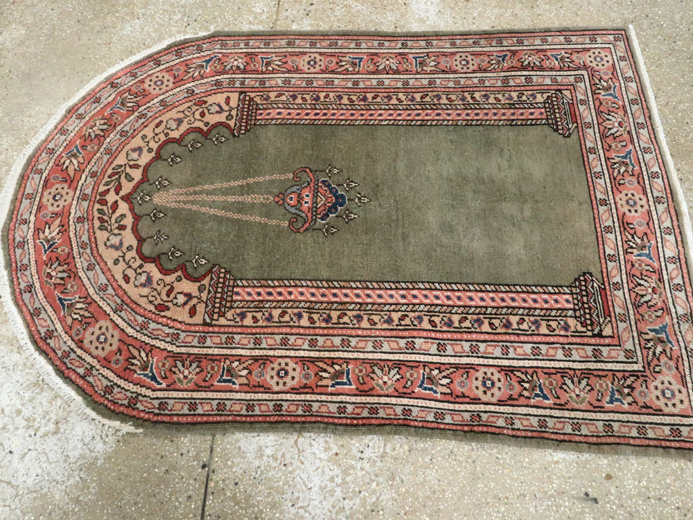 Vintage Turkish Sivas Rug, No.28116 - Gsblank