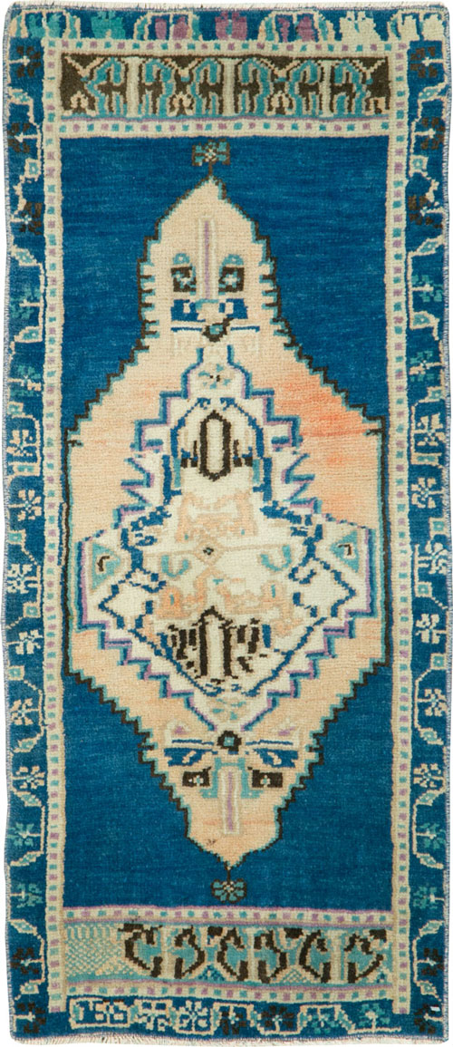 Vintage Turkish Anatolian Throw Rug, No.28118 - Gsblank