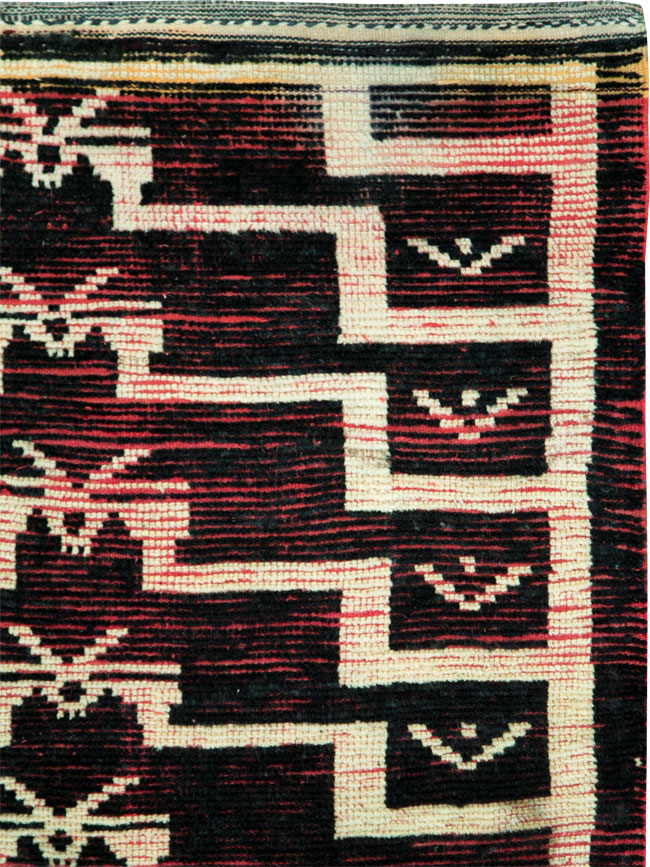 Vintage Turkish Tulu Accent Rug, No.28119 - Gsblank