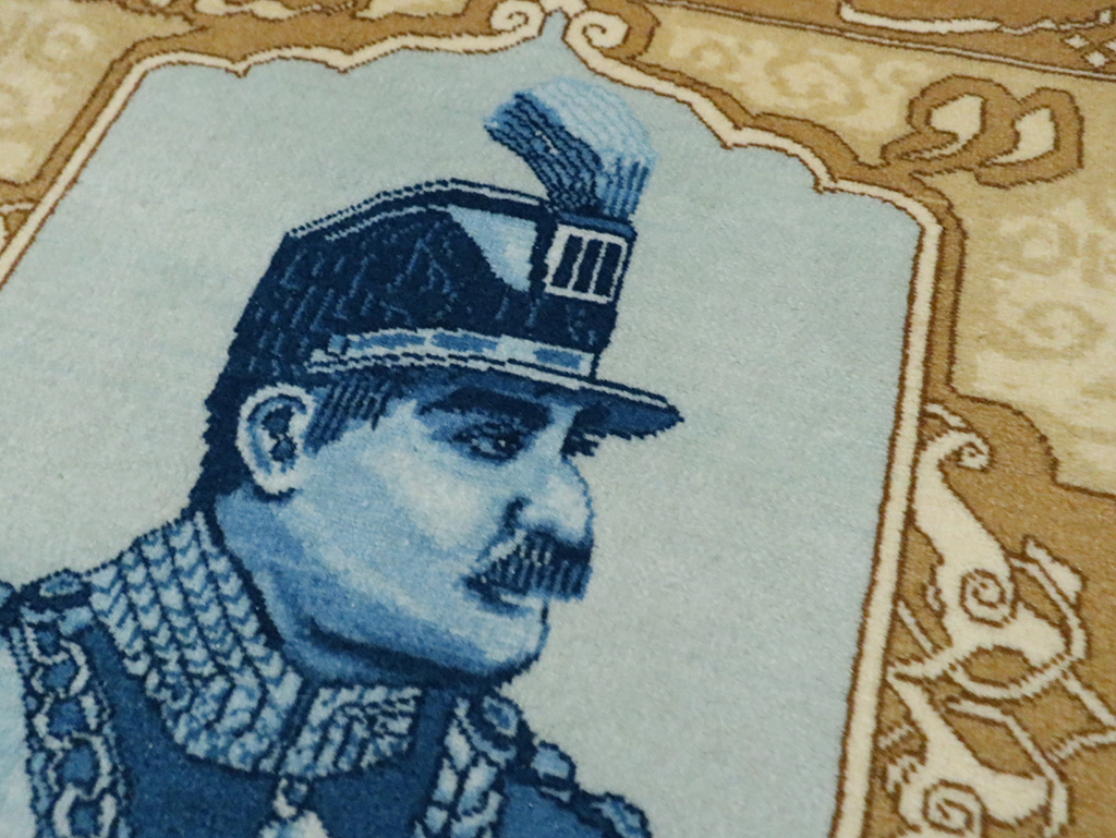 Vintage Persian Tabriz Pictorial Rug, No.28137 - Gsblank